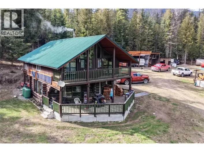 House for sale: 829 Bobbie Burns Road, Lumby