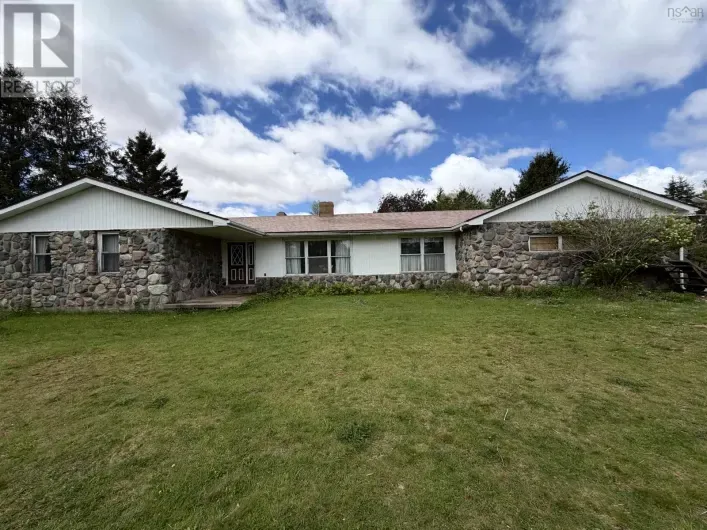 House for sale: 3786 Highway 4, Lower Debert