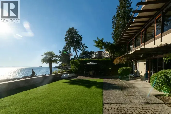 House for sale: 3248 MARINE DRIVE, West Vancouver