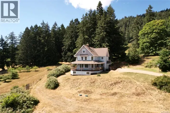 House for sale: 1832 Fulford-Ganges Rd, Salt Spring