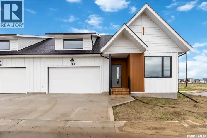 Row / Townhouse for sale: 37 105 Hathway CRESCENT, Saskatoon