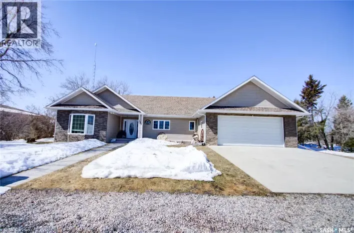 House for sale: 120 1st AVENUE E, Love
