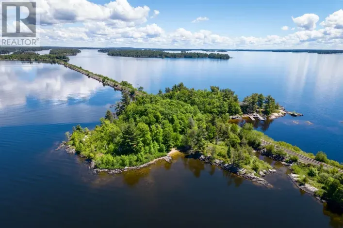 G 734 RAINY LAKE, Rainy River Remote Area