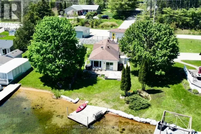House for sale: 419 LAKE ROSALIND ROAD 4, Brockton