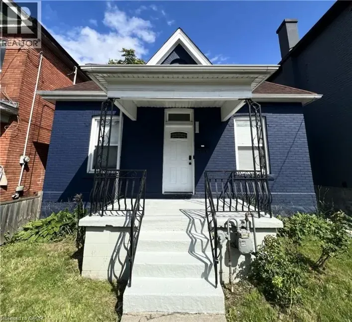 House for sale: 44 MADISON Avenue, Hamilton