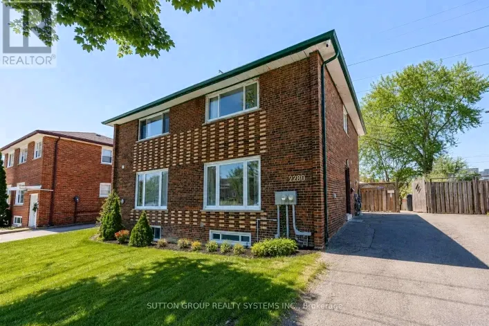 House for sale: 2280 WISEMAN COURT, Mississauga
