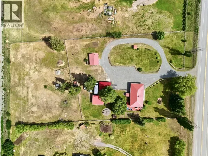 House for sale: 3191 Yellowhead Highway S, Barriere