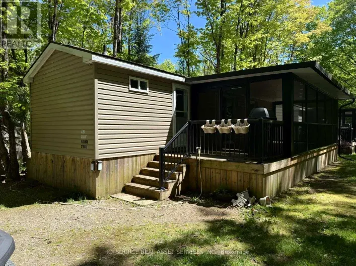 Mobile Home for sale: FNC426 - 1047 BONNIE LAKE CAMP ROAD, Bracebridge