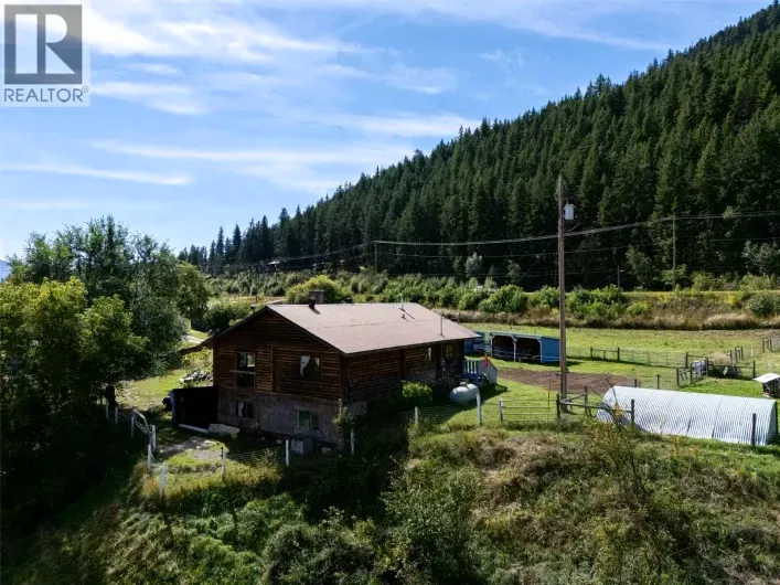 Other for sale: 8572 YELLOWHEAD Highway S, Little Fort