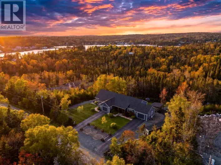 House for sale: 27/29 Pioneer Hill, Whites Lake