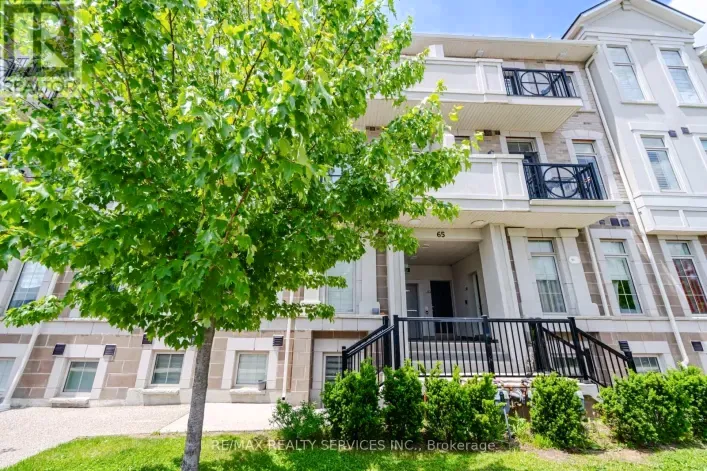 Row / Townhouse for sale: 48 - 65 ARMDALE ROAD, Mississauga