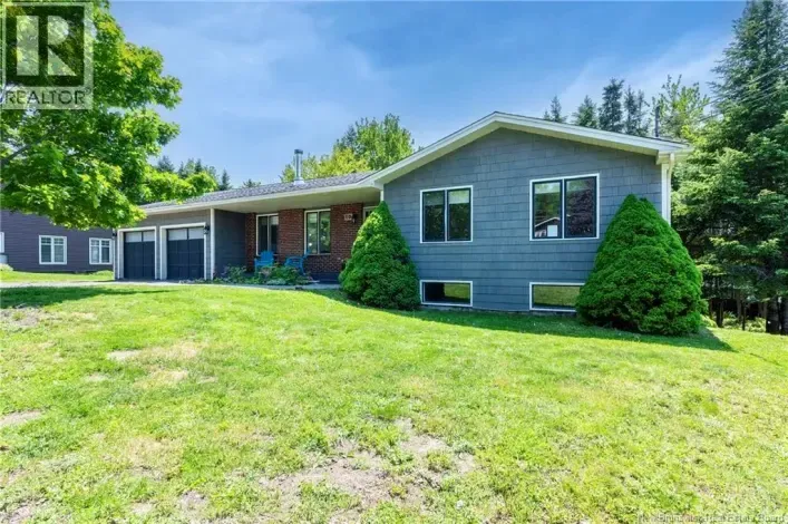 House for sale: 10 Eydie Drive, Rothesay