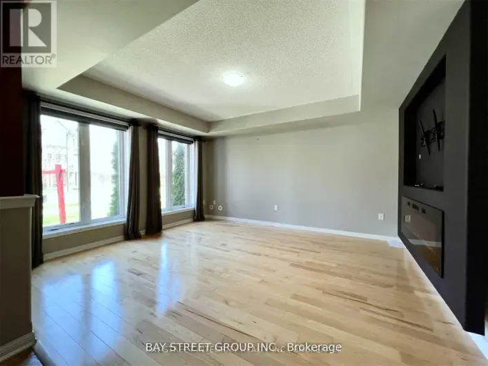 Row / Townhouse for sale: 656 HOLLY AVENUE, Milton