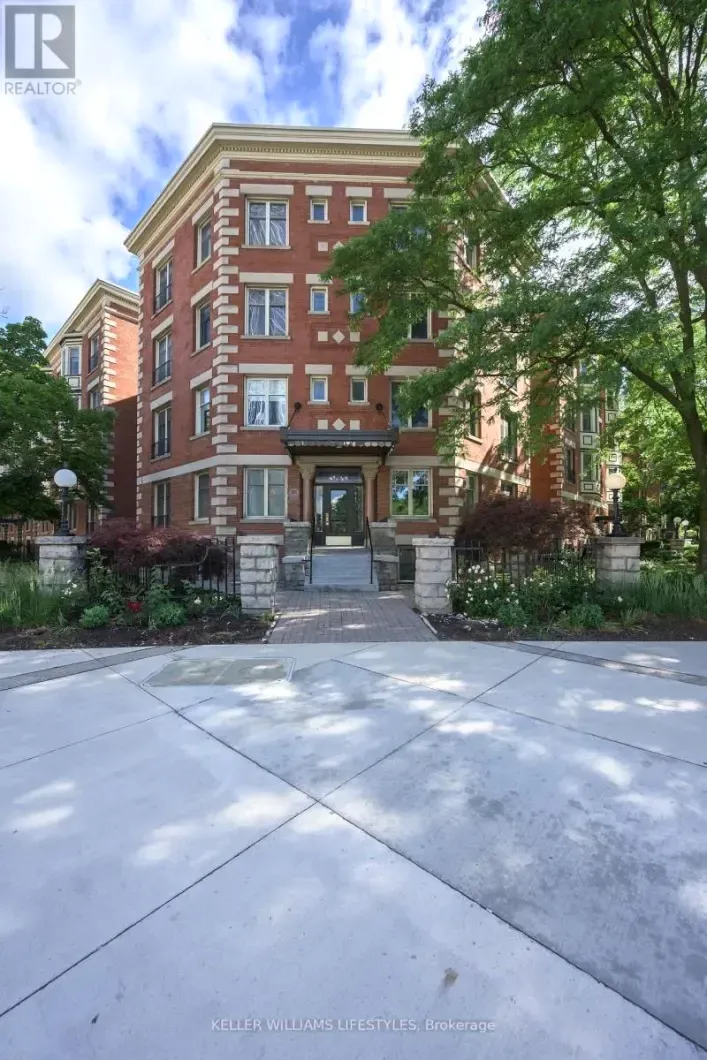 Apartment for sale: 205 - 460 WELLINGTON STREET, London East
