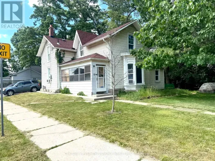 House for sale: 8 MARY STREET, Brampton