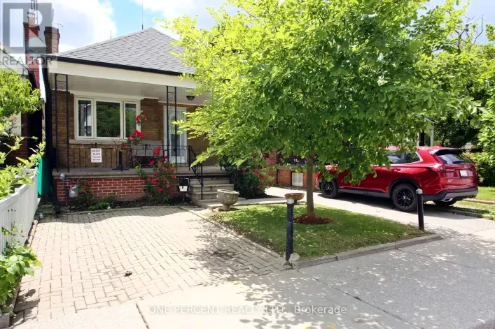 House for sale: 227 LIVINGSTONE AVENUE, Toronto