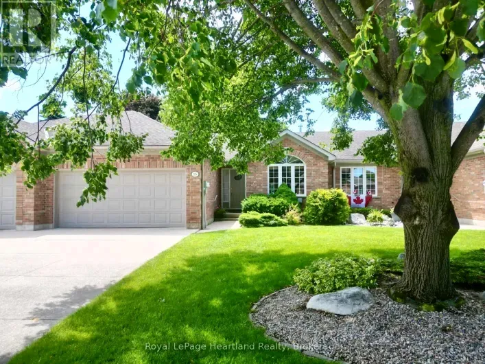 Row / Townhouse for sale: 15 SHADOW LANE, South Huron