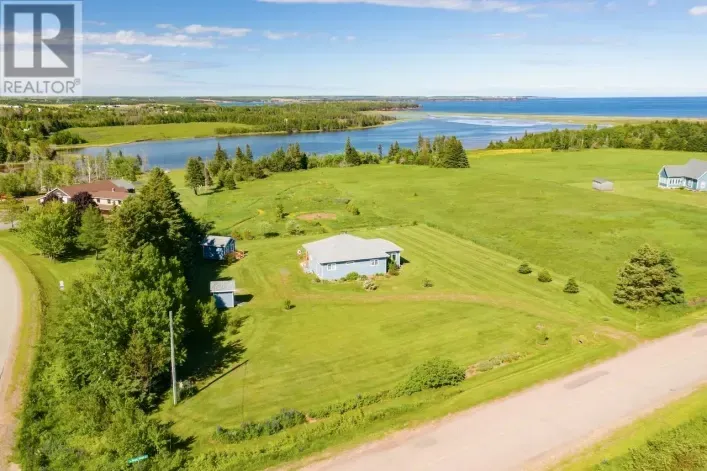 House for sale: 11 HOWE POINT Road, Eglington