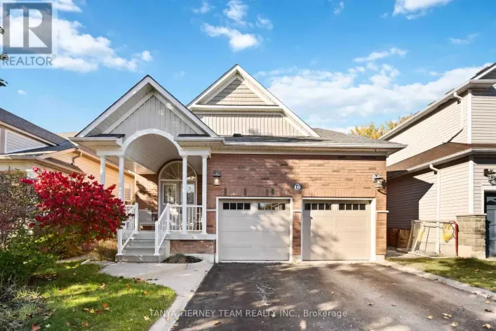 House for sale: 16 CODY AVENUE, Whitby