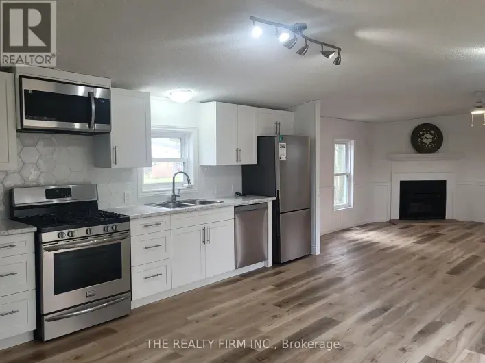 Mobile Home for sale: 18 - 75049 HENSALL ROAD, Huron East