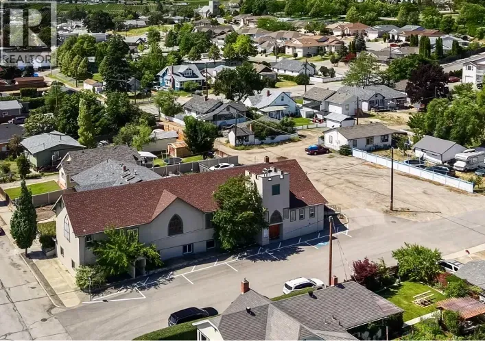 Residential Commercial Mix for sale: 511 Church Avenue, Oliver