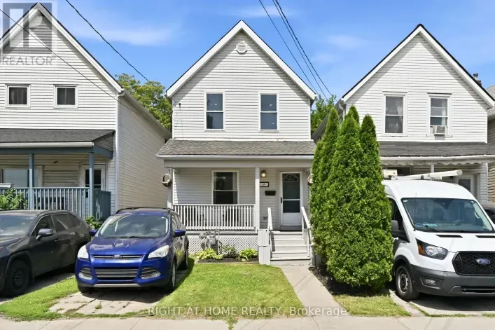 House for sale: 69 HILLYARD STREET, Hamilton