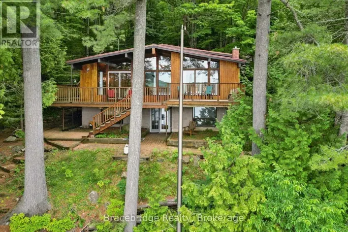 House for sale: 8-1125 CARLO ENTERPRISE ROAD, Muskoka Lakes