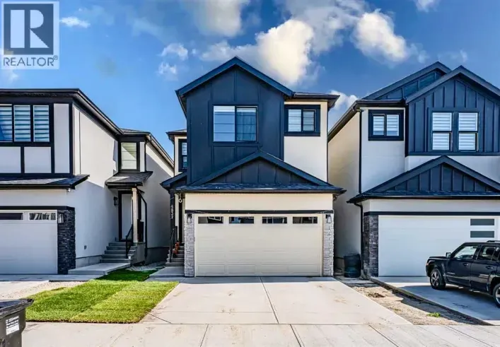 House for sale: 4831 87 Avenue NE, Calgary
