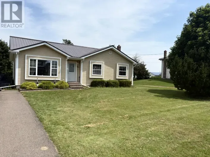 House for sale: 26 Millennium Drive, Stratford