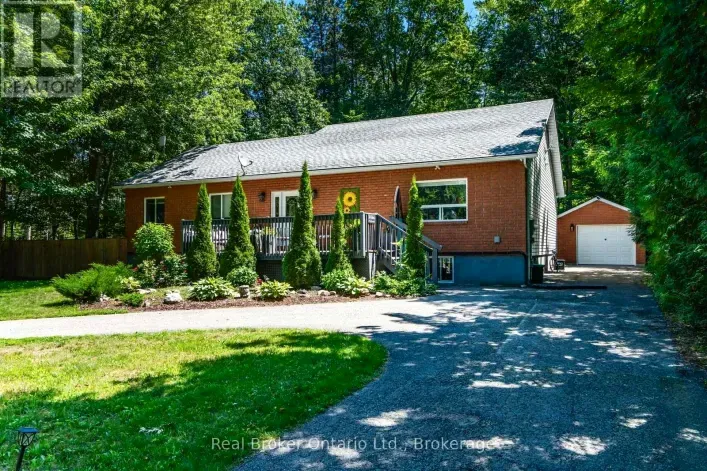 House for sale: 5 SUNBURN ROAD, Tiny