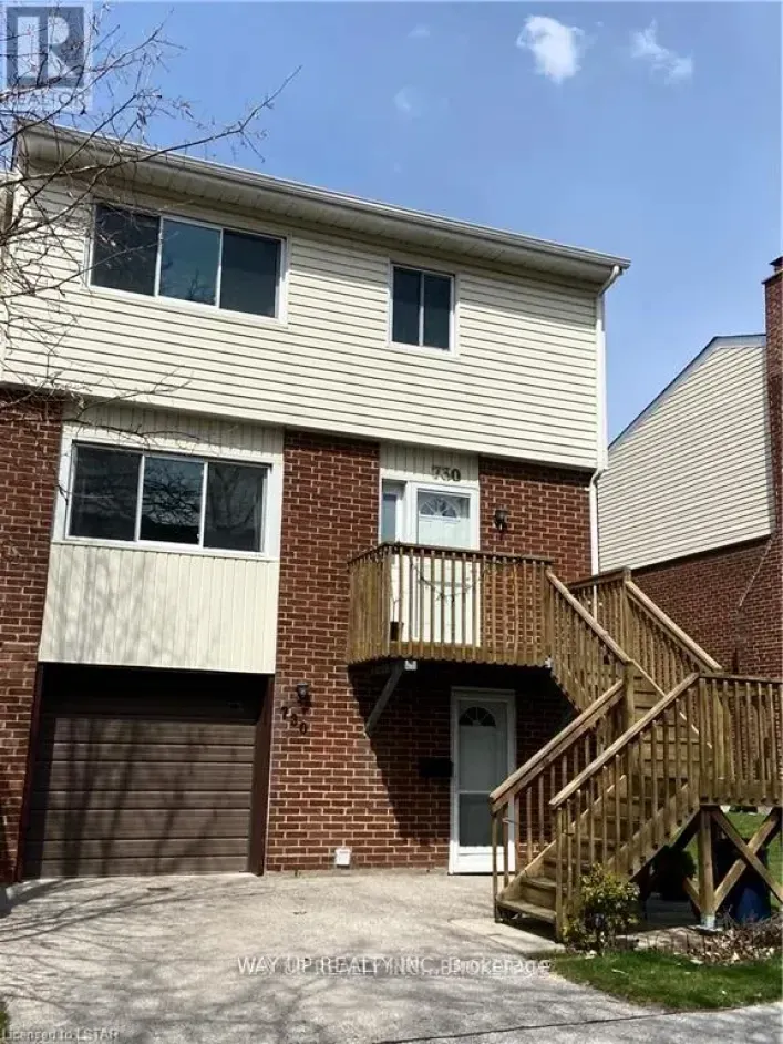 Row / Townhouse for rent: 730 WILKINS STREET, London South