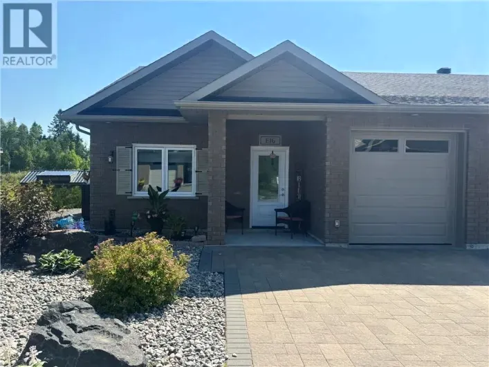 Row / Townhouse for sale: 2512 Parkview Drive Unit# E16, Azilda