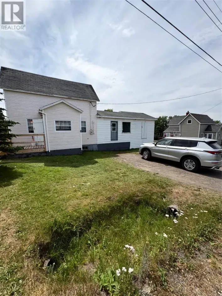 House for sale: 6 Grammar Street, Bell Island