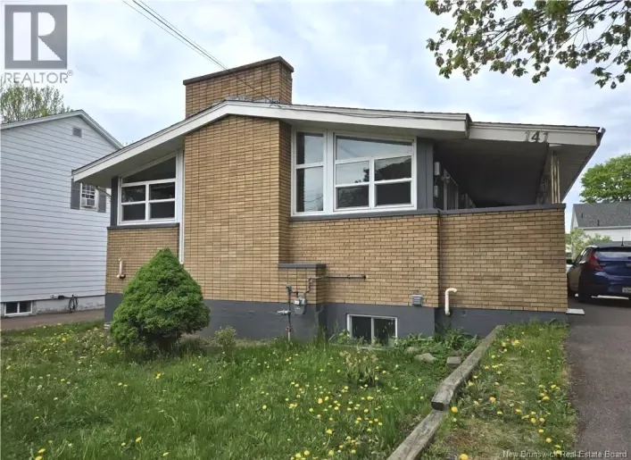 Duplex for sale: 141-143 West Lane, Moncton