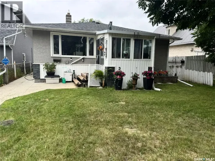House for sale: 1620 Rothwell STREET, Regina