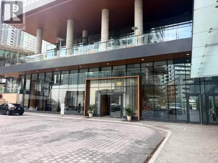 Apartment for sale: 3206 - 17 BATHURST STREET, Toronto