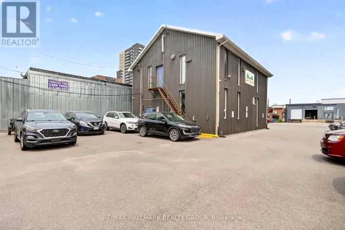 Offices for sale: 818 BOYD AVENUE, Ottawa