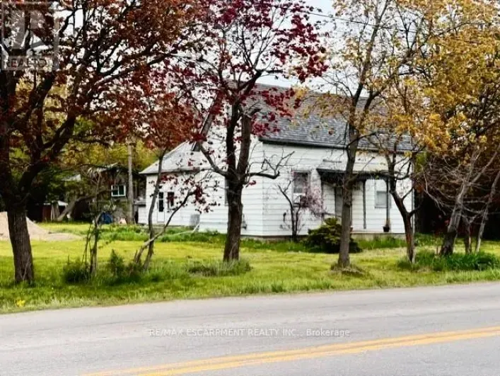 House for sale: 441 MUD STREET, Hamilton