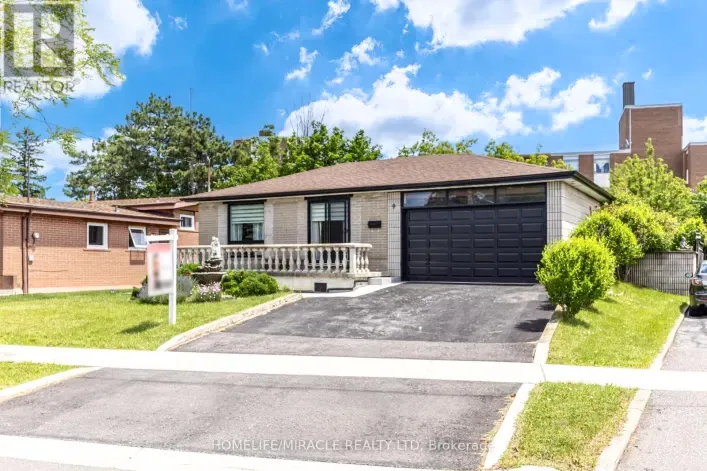 House for sale: 9 WHEATSHEAF CRESCENT, Toronto