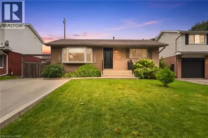 House for sale: 1008 GARTH Street, Hamilton