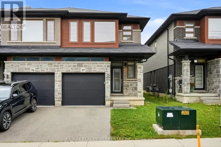 Row / Townhouse for sale: 37 - 30 TIMES SQUARE BOULEVARD, Hamilton