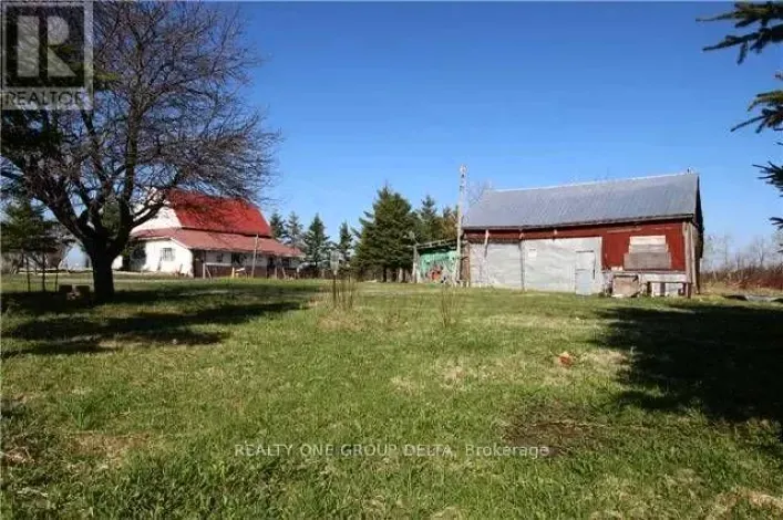 House for sale: 772789 HIGHWAY 10, Grey Highlands