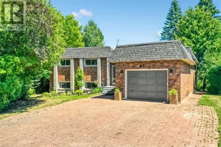 House for sale: 67 Kincora Court, Sudbury