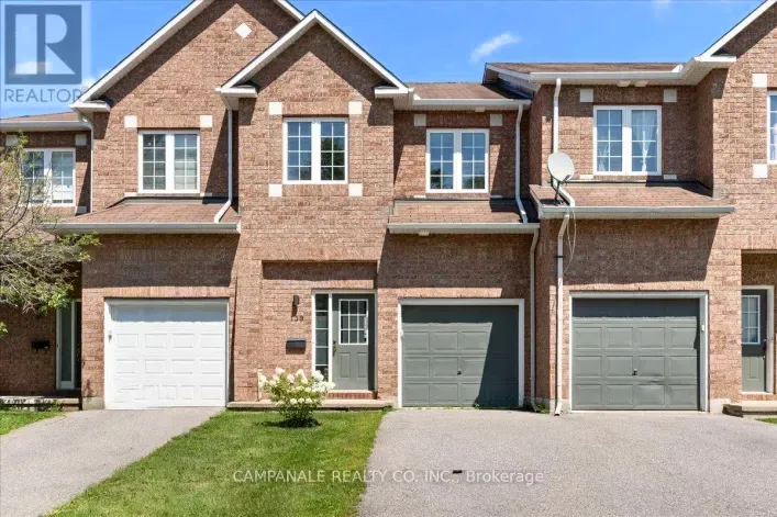 Row / Townhouse for sale: 139 SAWMILL PRIVATE, Ottawa
