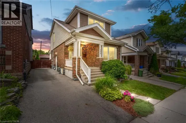 House for sale: 266 LONDON Street S, Hamilton