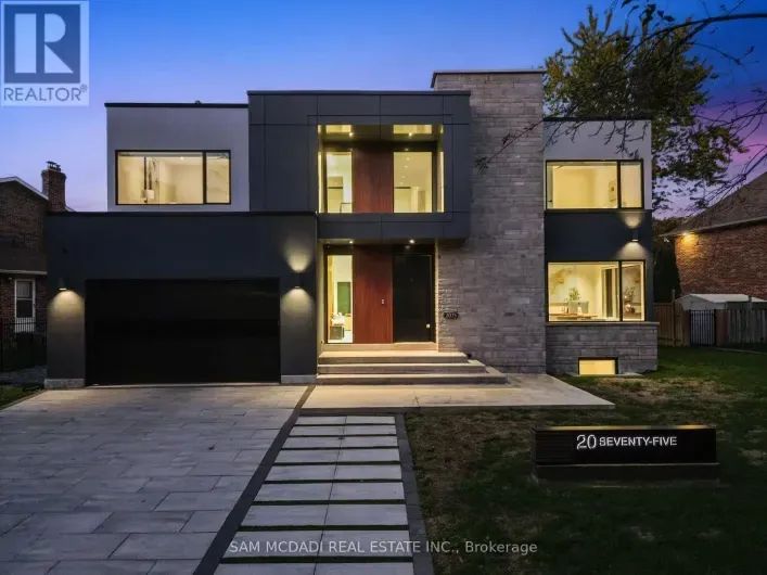 House for sale: 2075 SHAWANAGA TRAIL, Mississauga