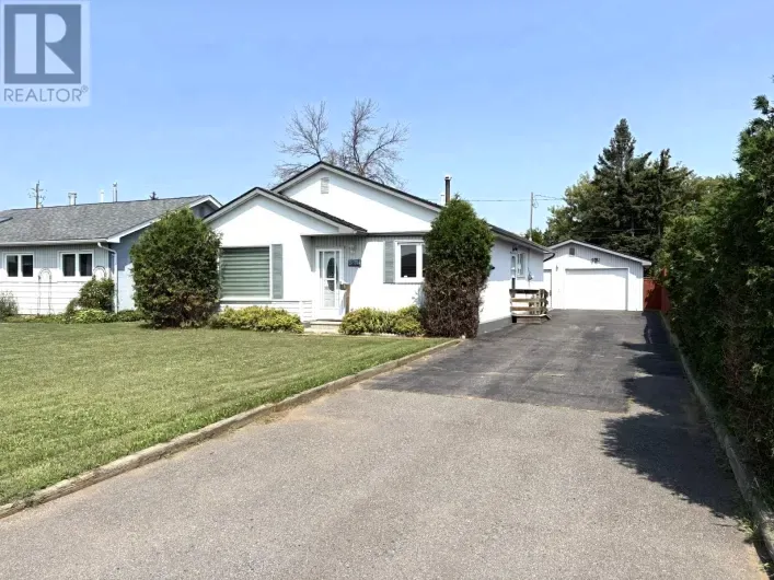House for sale: 1213 MARY STREET W, Thunder Bay