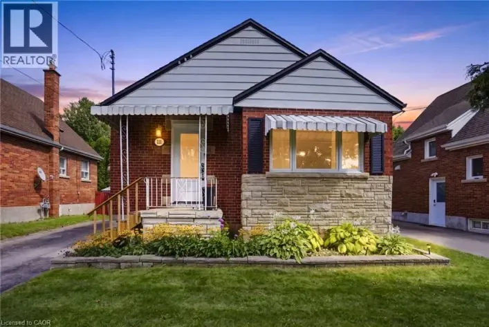 House for sale: 111 SHARON Avenue, Hamilton