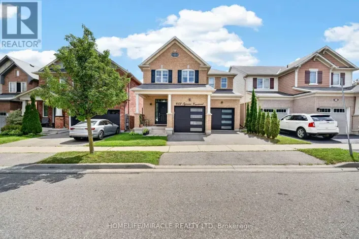 House for sale: 452 TYRONE CRESCENT, Milton