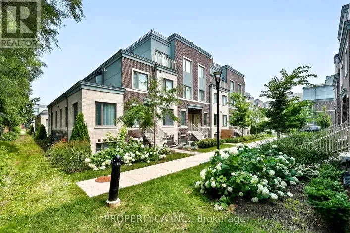 Row / Townhouse for sale: 86 - 20 WILLIAM JACKSON WAY, Toronto